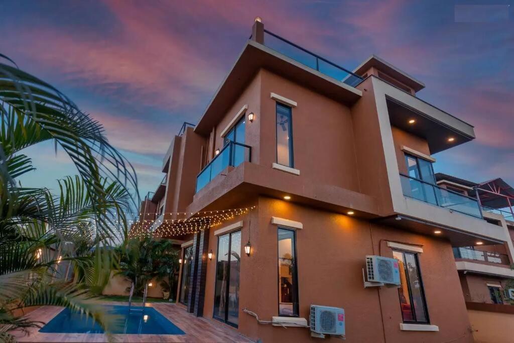 Martini Villa By Aquastay Lonavala Exterior foto